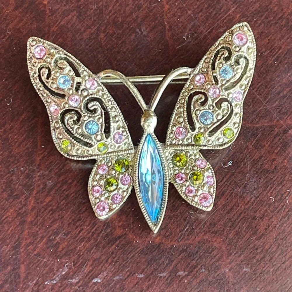 Vintage Rhinestone Butterfly Pin - Picture 6 of 14